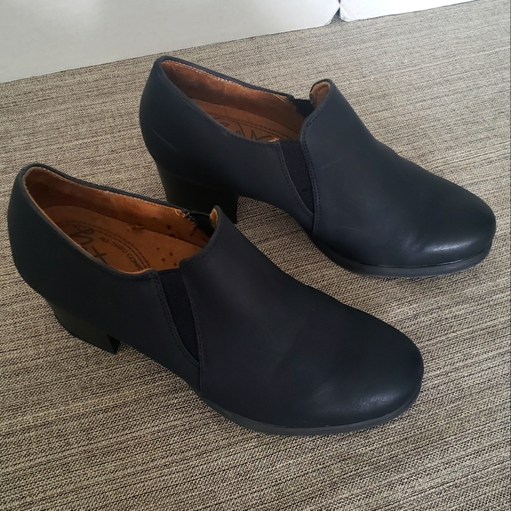 Natural Soul Black Ankle Boots